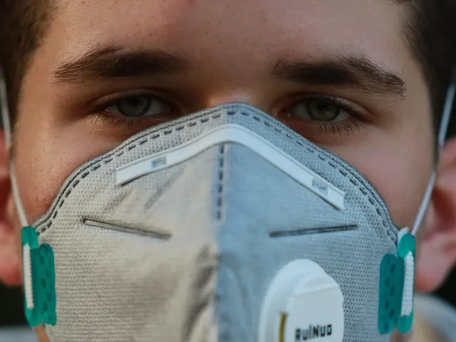 Coronavirus Germania, Merkel ha paura: 70% tedeschi verrà contagiato