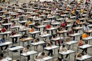 Concorso straordinario precari scuola 2020: accordo raggiunto al governo