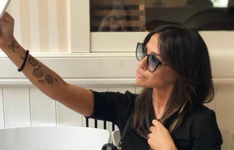 Selfie hot, il veto di Zaniolo alla madre: “preferisco fargliene fare meno”. Il video delle Iene