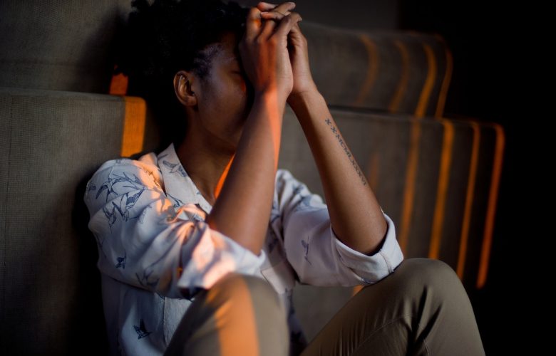 Stress e poco sonno aumentano il rischio di infarti e ictus. A dirlo è la ricerca