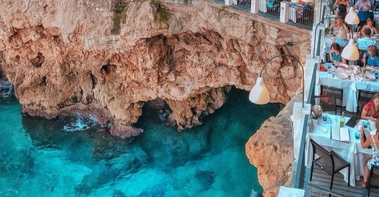 Grotta Palazzese, riapre il magico hotel extra-lusso a picco sul mare di Polignano
