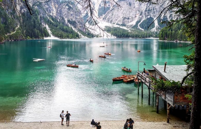 Il Lago di Braies è di una bellezza soprannaturale. Vi sveliamo i suoi segreti
