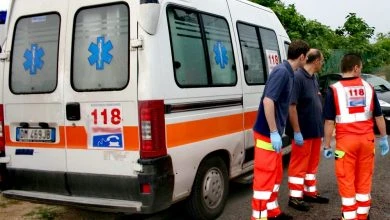 Photo of L’assurda tragedia: mamma investe la figlia di 2 anni nel cortile di casa