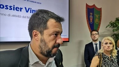 Photo of Tragedia a Lampedusa, 9 morti; Salvini: “scafisti festeggiano per riapertura porti”