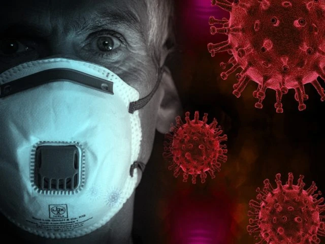 Coronavirus, Crisanti: sottovalutata importazione nuovi casi dall'estero