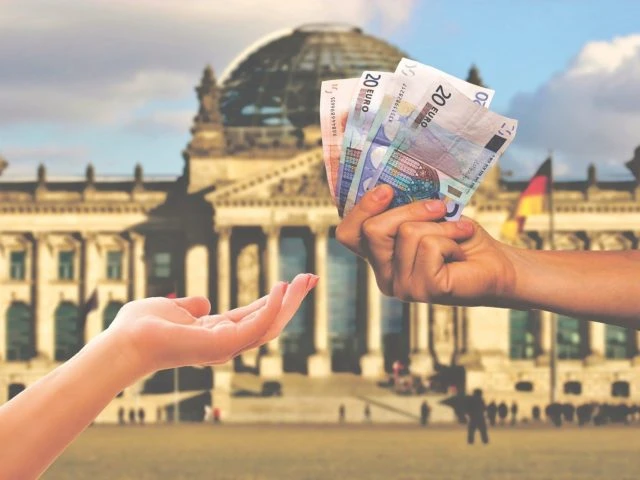Perché questa Europa è da rifare: parla l'economista D'Acunto
