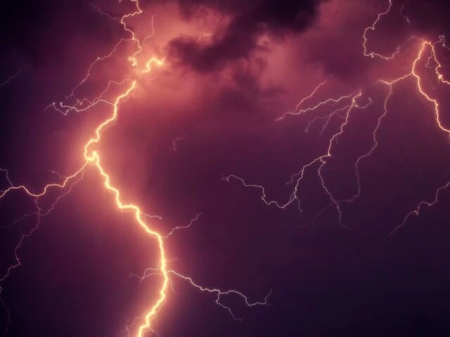 Allerta meteo Regione Campania: attesi violenti temporali, ecco quando