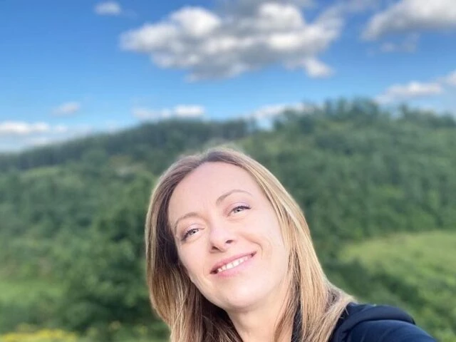 Meloni: "Non è Salvini a decidere chi sarà il leader del centrodestra"