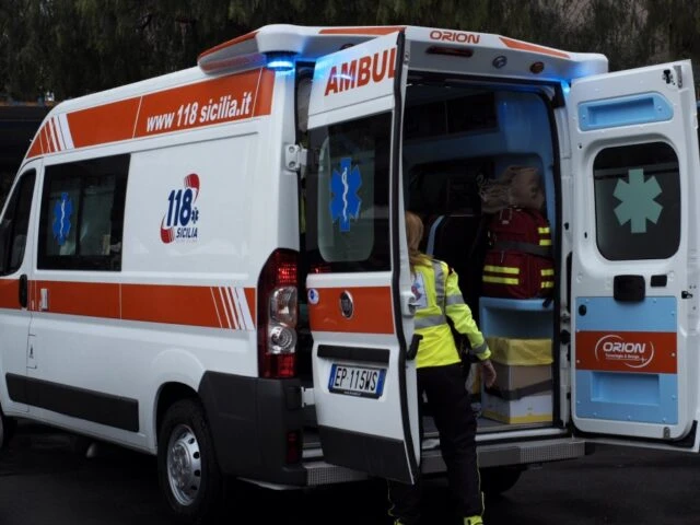 Tragedia nel Sud della Sardegna, giovane muore investito fuori discoteca