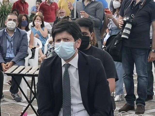 Ecco perché non ci sarà più un lockdown: lo spiega Roberto Speranza